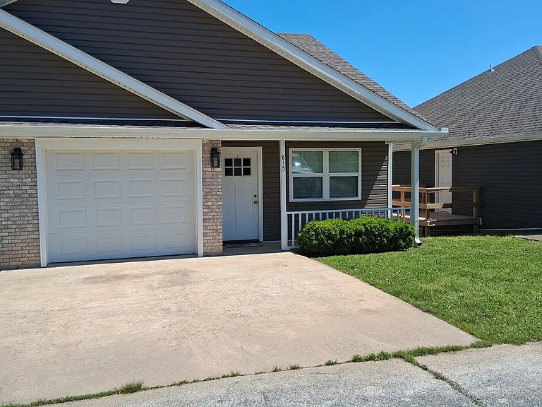 815 S Greenwood Dr — Photo 11