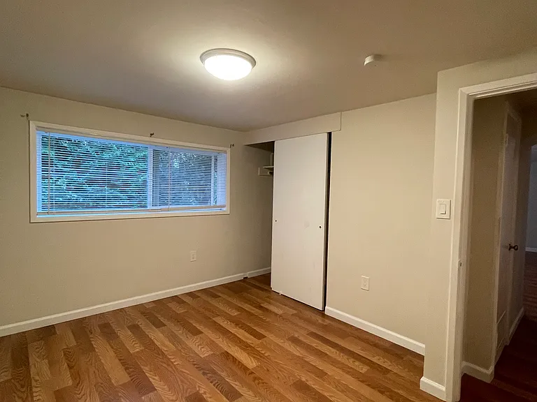 14212 SE 37th St — Photo 11