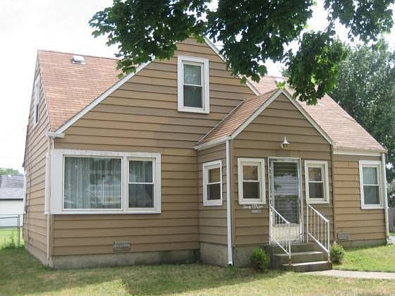 1st image of 31 Golfview Dr