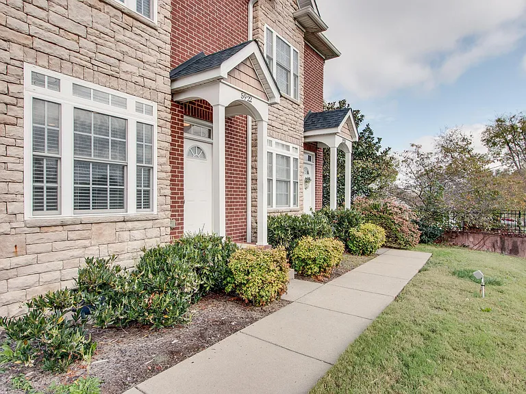 5922 Obrien Ave — Photo 2