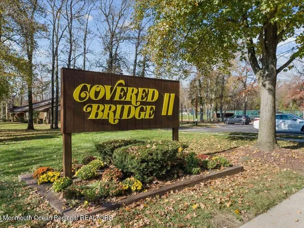 215 Medford Court #E, Manalapan, NJ 07726