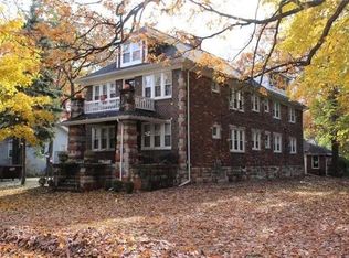 233 Fielding St APT B, Ferndale, MI 48220