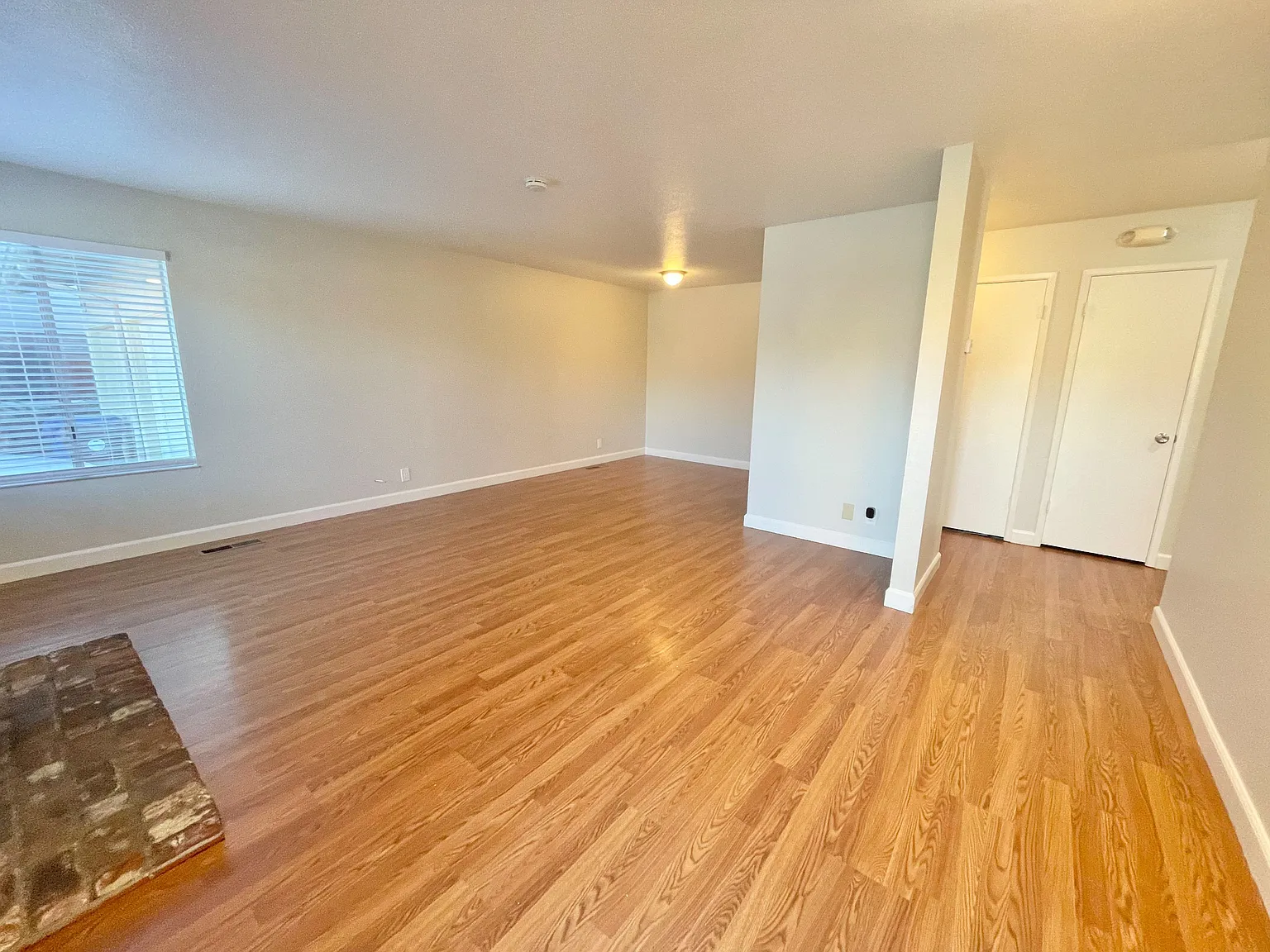 3269 Somerset Ave — Photo 3