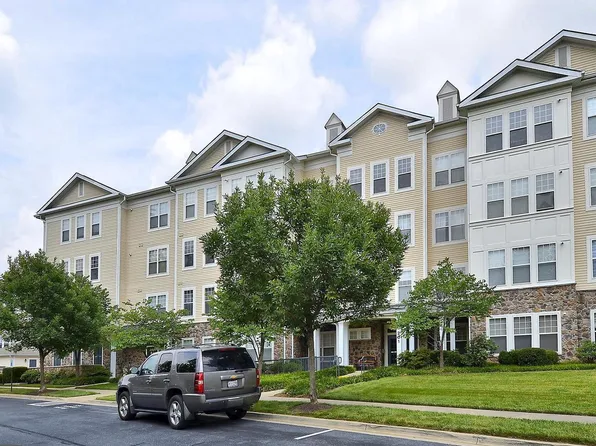 201 High Gables Dr APT 105, Gaithersburg, MD 20878