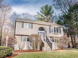 7 Boulder Way, Boylston, MA 01505