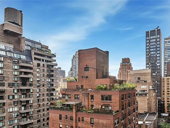 5th image of 301 E 48th St APT 14-L