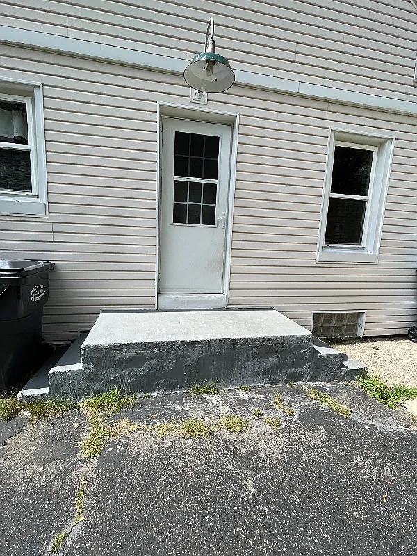 Building Photo - 534 Parker Ave