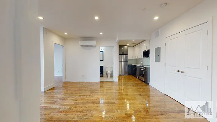 Rented by Metro Garden Realty NYC | media 27