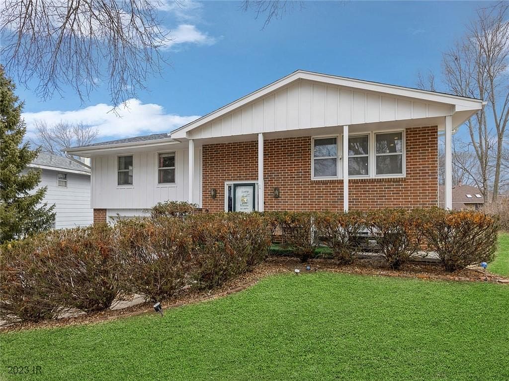 1365 NW 93rd Ct, Clive, IA 50325 Zillow