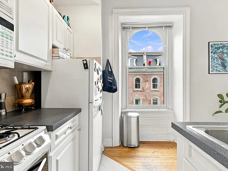 2218 Delancey Pl #3F — Photo 12