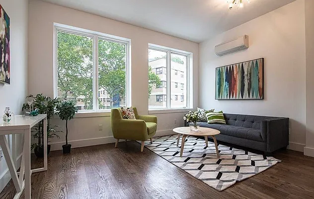 Rented by Reavis | media 3