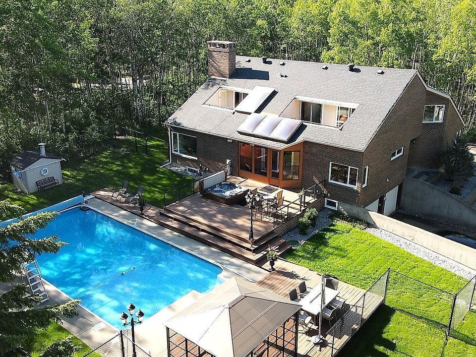 1st image of 52319 Range Rd #231-85