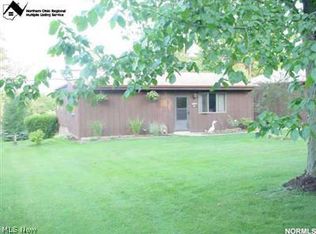 1964 Mattingly Rd, Hinckley, OH 44233