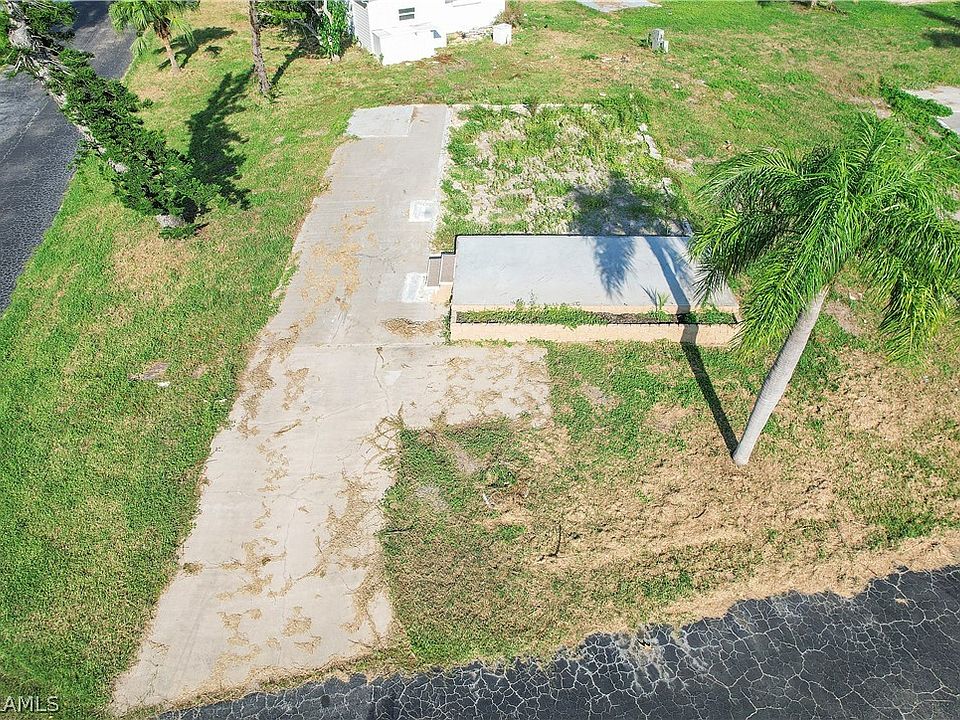 1st image of 28 Dogwood Way