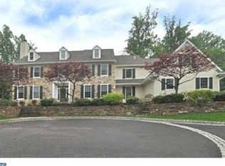 1284 Fritz Cir, Huntingdon Valley, PA 19006