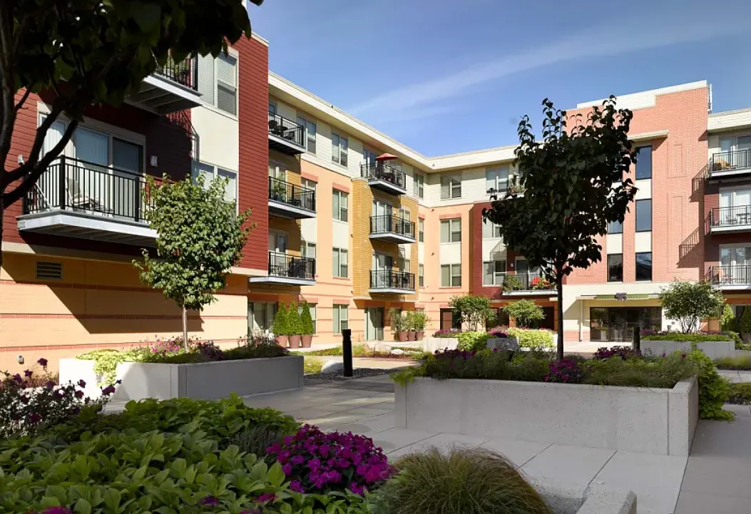 Sequoya Commons — Photo 4