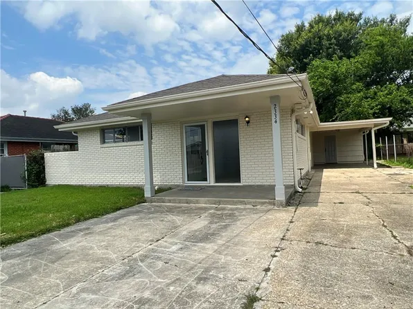 2334 Corinne Dr, Chalmette, LA 70043