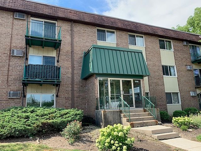 1st image of 240 Hill St #206