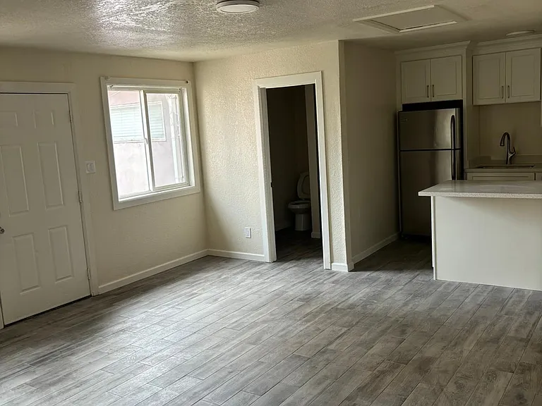 411 Benicia Rd #B — Photo 15