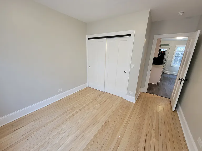6430 N Richmond St #2W — Photo 10