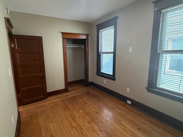 424-426 Hudson Ave #1 — Photo 5