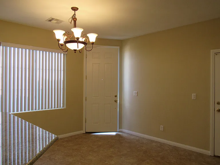 389 Red Eucalyptus Dr — Photo 4