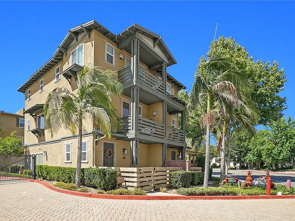 1st image of 441 S Glendora Ave