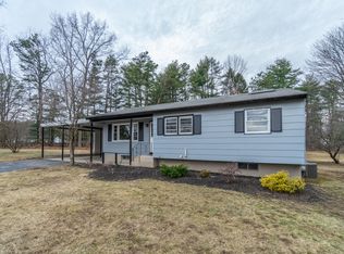 11 S Jordan Dr, Saratoga Springs, NY 12866