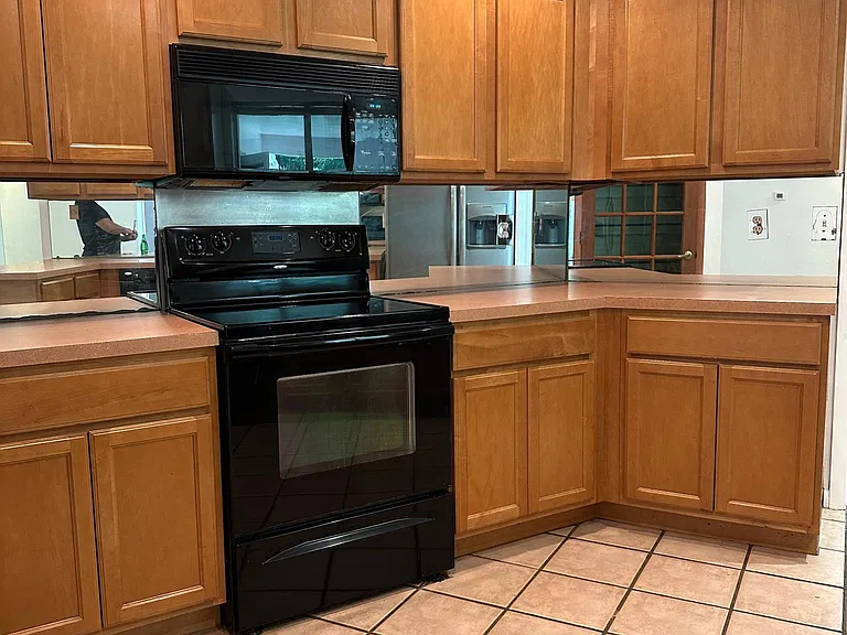 1 Indialucie Pkwy — Photo 14