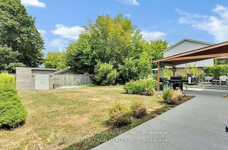 1282 Winter Ave #BASEMENT — Photo 3