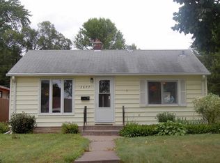 2677 16th Ave E, North Saint Paul, MN 55109