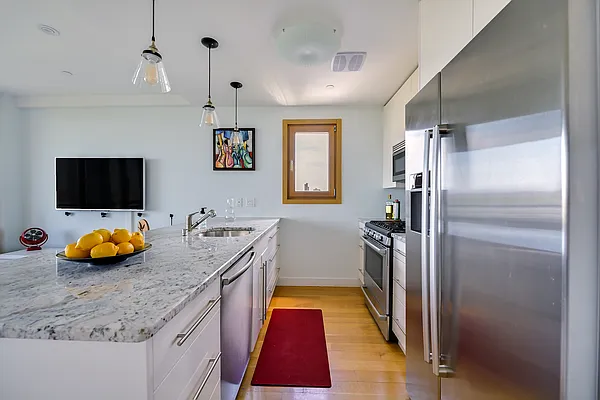 Sold by Compass | media 15