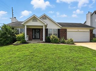 1302 Bryan Valley Dr, O'Fallon, MO 63366