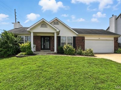 1302 Bryan Valley Dr, O'Fallon, MO, 63366