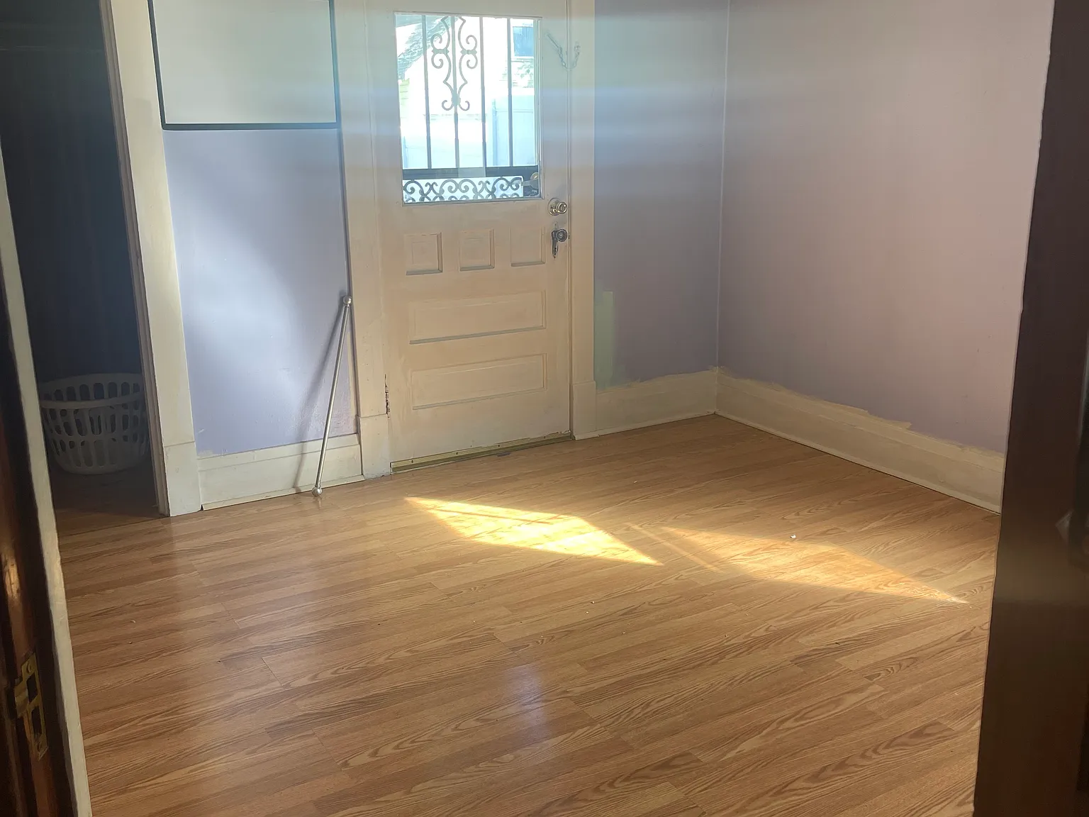 3 bed, 1800 sqft, $1,300 — Photo 3