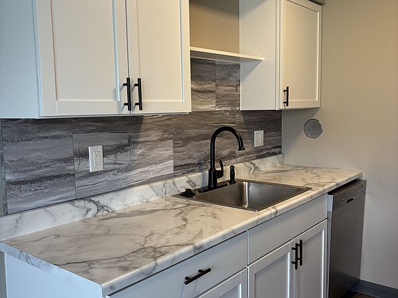 2nd image of 1705 Edgewood Dr NW #2