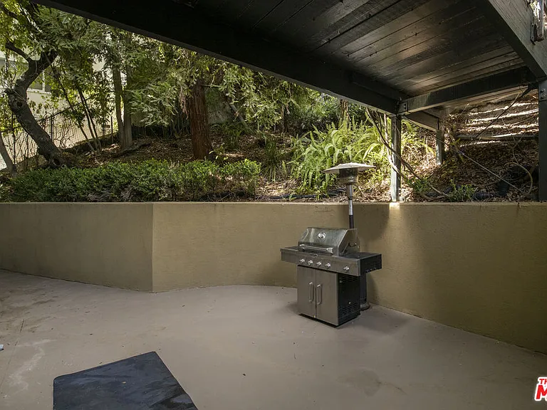 10023 Westwanda Dr — Photo 53