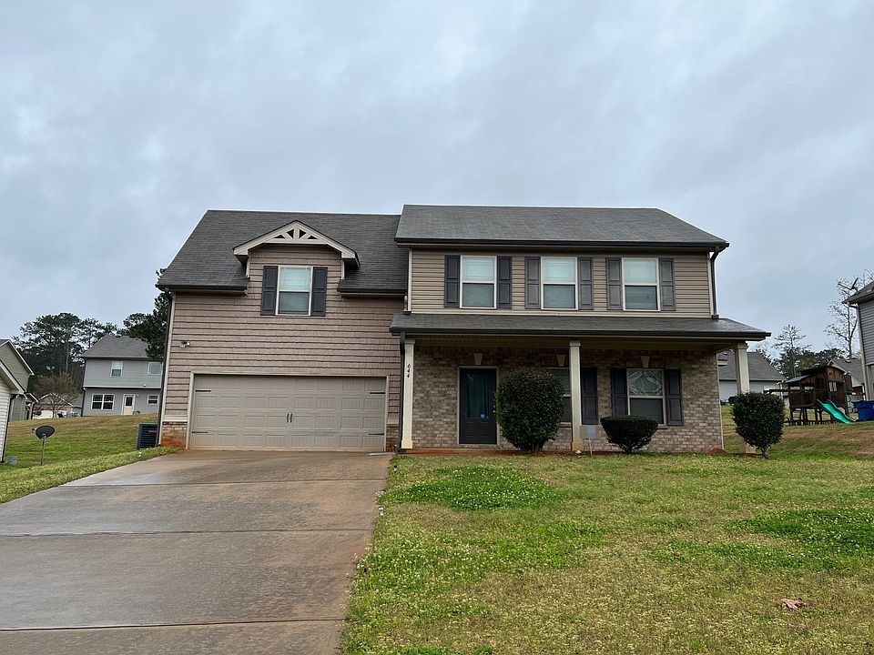 1st image of 644 Stevens Pl