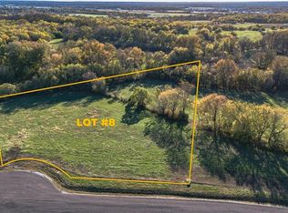 8 Dogwood Creek Ests, Harrisonville, MO 64701