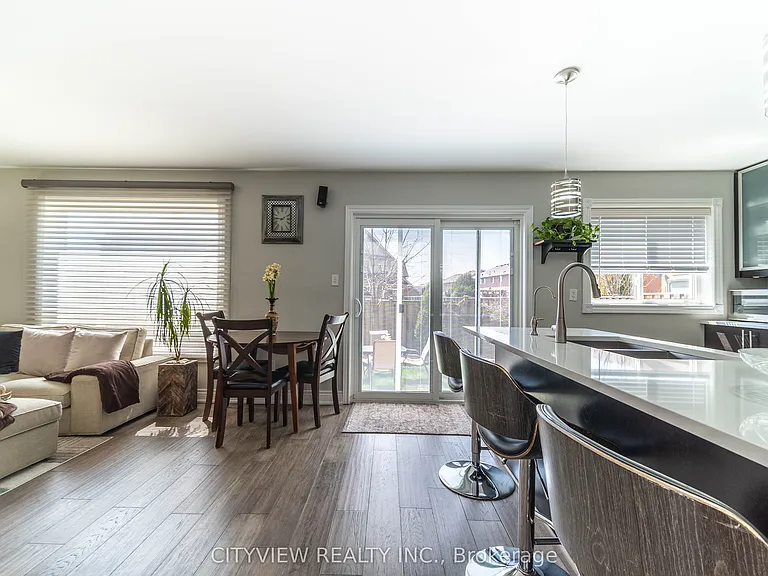 2330 Grand Oak Trl — Photo 8