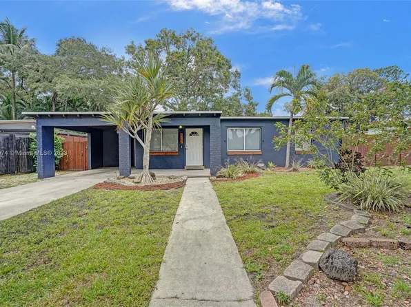 216 SW 21st Way, Fort Lauderdale, FL 33312