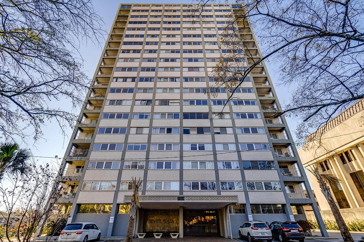 Building Photo - 1520 Senate St #67