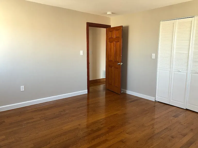39 Cary Ave #16 — Photo 8