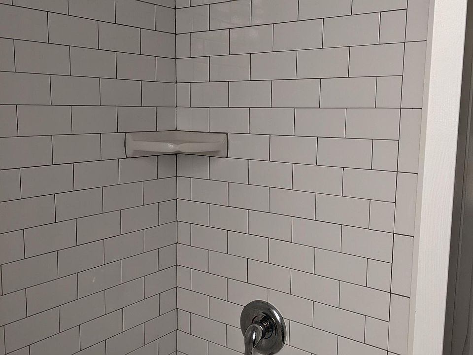 1st image of 6951 N Ashland Ave #I3