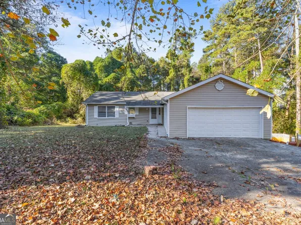 667 Alcovy Forest Dr, Lawrenceville, GA 30045
