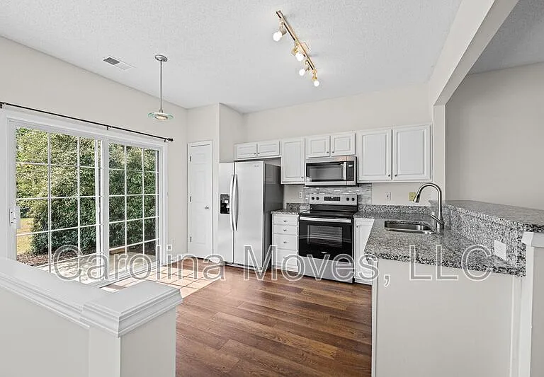 106 Waterford Park Dr — Photo 12