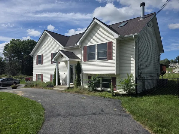 201 Ridgebury Rd, New Hampton, NY