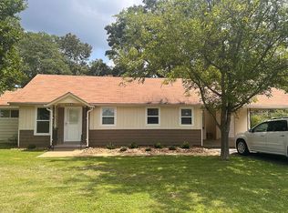 798 N Broad St, Lexington, TN 38351