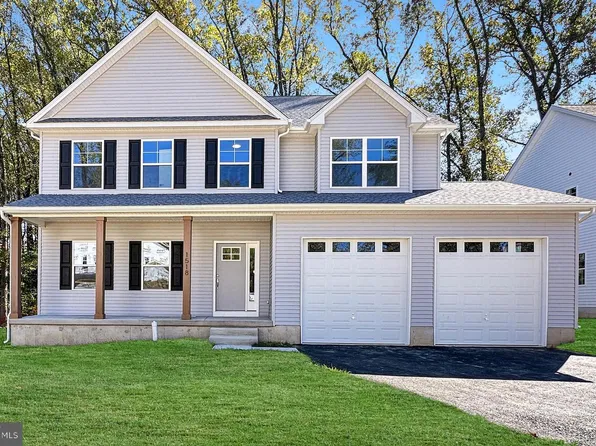 Fortuna Dr, Hatfield, PA 19440