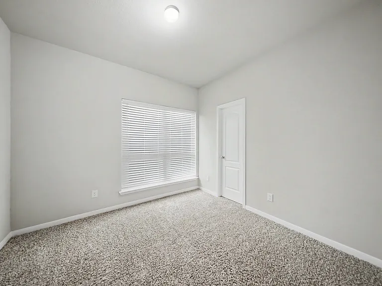 7508 Hudson Grove Dr — Photo 17